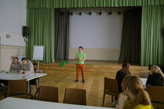 Filmi vaatamine ja arutelu